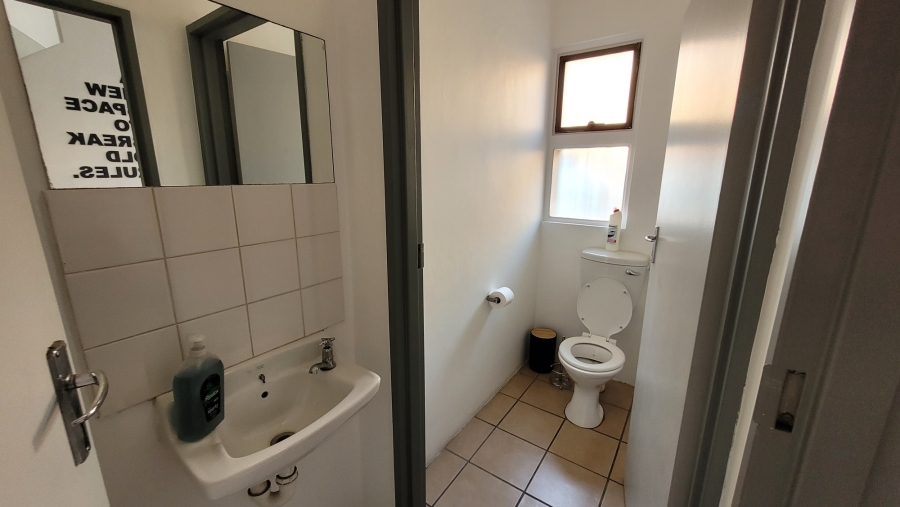 To Let commercial Property for Rent in Montague Gardens Western Cape